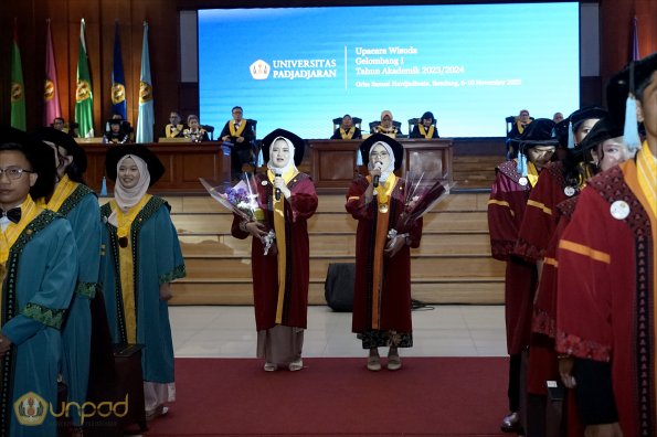 LIPUTAN WISUDA UNPAD GOL 1 TA 2023-2024 SESI VIII (88)