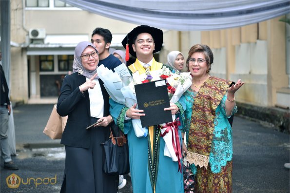 WISUDA UNPAD GEL I TA 2024-2025 (11)