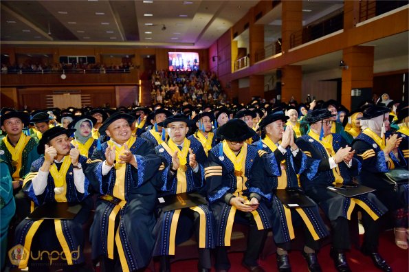 LIPUTAN WISUDA UNPAD GEL I TA 2024-2025 SESI II (10)