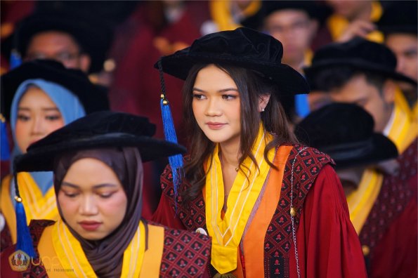 LIPUTAN WISUDA UNPAD GEL I TA 2024-2025 SESI II (117)