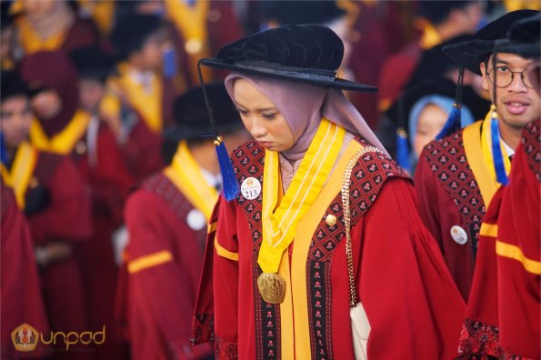 LIPUTAN WISUDA UNPAD GEL I TA 2024-2025 SESI II (119)