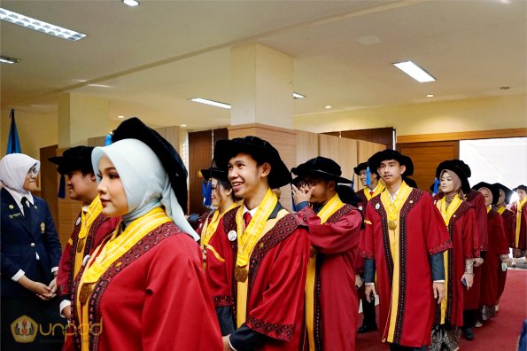 LIPUTAN WISUDA UNPAD GEL I TA 2024-2025 SESI II (124)