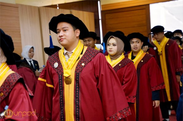 LIPUTAN WISUDA UNPAD GEL I TA 2024-2025 SESI II (128)