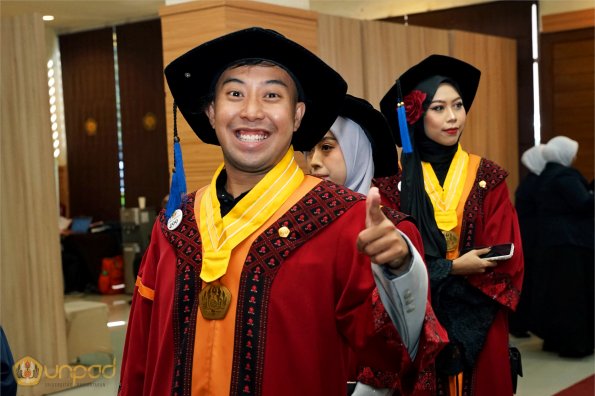 LIPUTAN WISUDA UNPAD GEL I TA 2024-2025 SESI II (133)