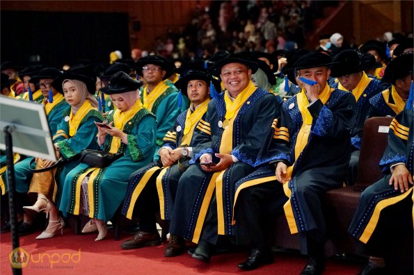 LIPUTAN WISUDA UNPAD GEL I TA 2024-2025 SESI II (142)