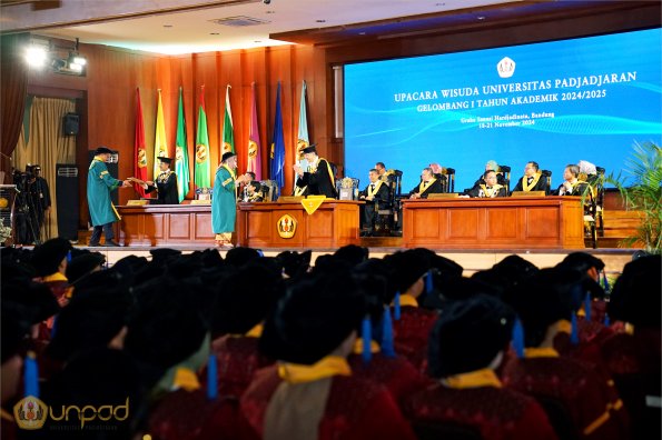 LIPUTAN WISUDA UNPAD GEL I TA 2024-2025 SESI II (162)