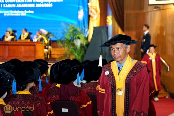 LIPUTAN WISUDA UNPAD GEL I TA 2024-2025 SESI II (166)