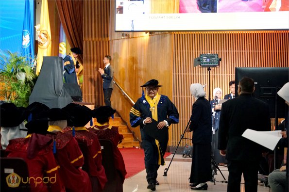 LIPUTAN WISUDA UNPAD GEL I TA 2024-2025 SESI II (173)