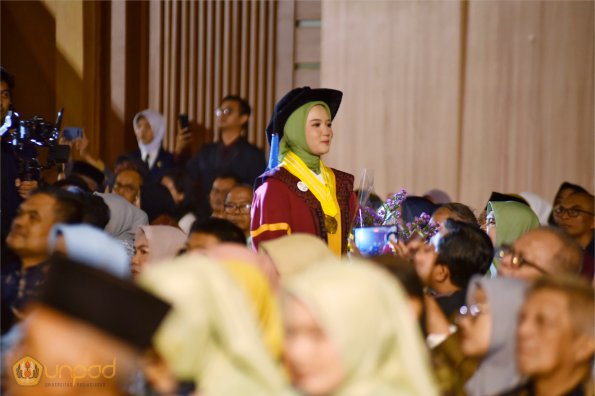 LIPUTAN WISUDA UNPAD GEL I TA 2024-2025 SESI II (56)