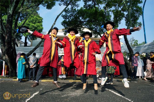 LIPUTAN WISUDA UNPAD GEL I TA 2024-2025 SESI II (67)