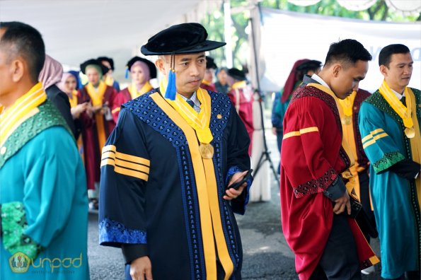 LIPUTAN WISUDA UNPAD GEL I TA 2024-2025 SESI II (87)