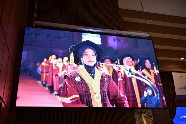 LIPUTAN WISUDA UNPAD GEL I TA 2024-2025 SESI III  (1)