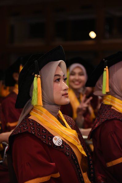 LIPUTAN WISUDA UNPAD GEL I TA 2024-2025 SESI III  (24)