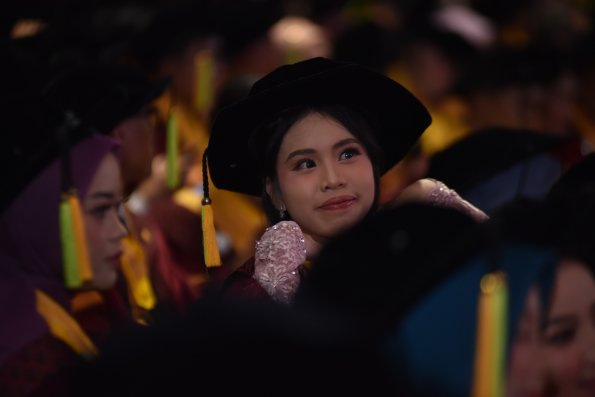 LIPUTAN WISUDA UNPAD GEL I TA 2024-2025 SESI III  (47)