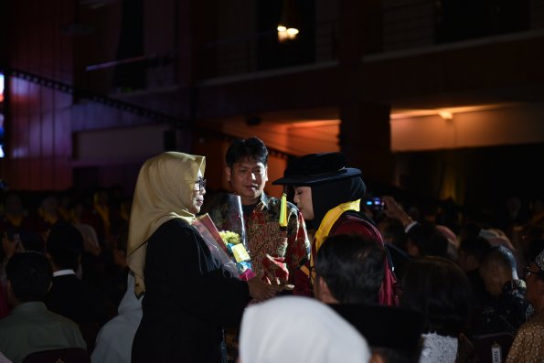 LIPUTAN WISUDA UNPAD GEL I TA 2024-2025 SESI III  (6)