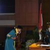 WISUDA UNPAD GEL I TA 2024-2025 FAKULTAS KEDOKTERAN GIGI OLEH REKTOR (35)