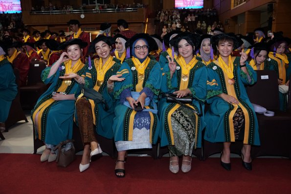 LIPUTAN WISUDA UNPAD GEL I TA 2024-2025 SESI IV (100)