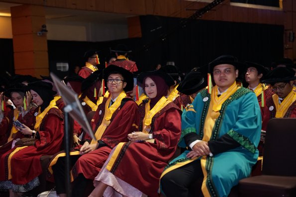 LIPUTAN WISUDA UNPAD GEL I TA 2024-2025 SESI IV (104)