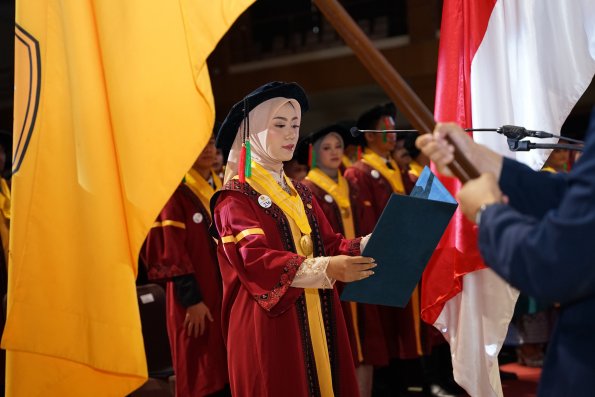 LIPUTAN WISUDA UNPAD GEL I TA 2024-2025 SESI IV (126)