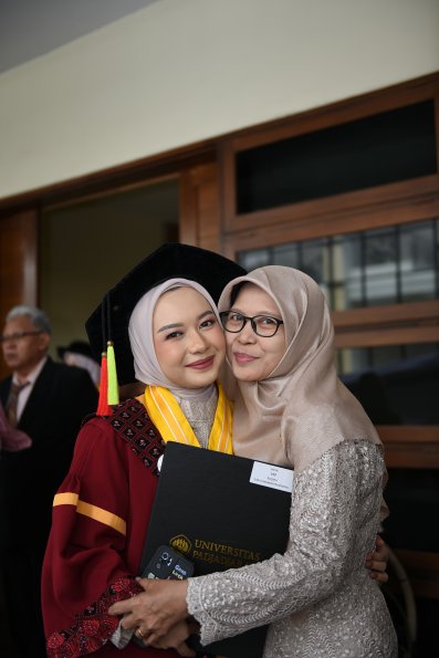 LIPUTAN WISUDA UNPAD GEL I TA 2024-2025 SESI IV (38)