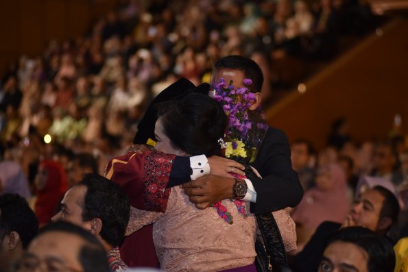 LIPUTAN WISUDA UNPAD GEL I TA 2024-2025 SESI IV (40)