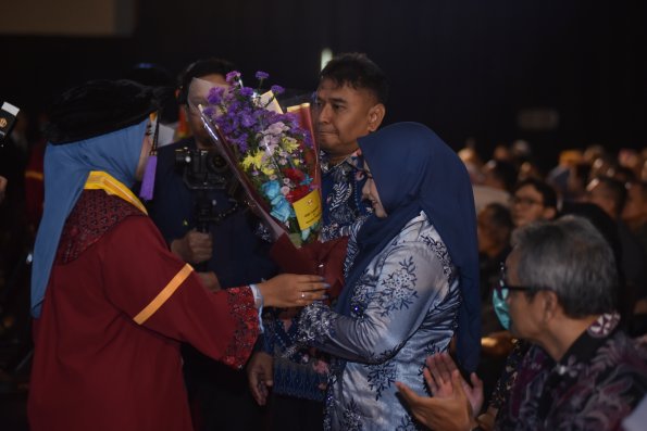 LIPUTAN WISUDA UNPAD GEL I TA 2024-2025 SESI IV (41)