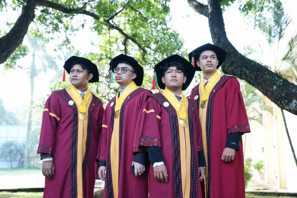LIPUTAN WISUDA UNPAD GEL I TA 2024-2025 SESI IV (56)