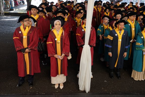 LIPUTAN WISUDA UNPAD GEL I TA 2024-2025 SESI IV (73)