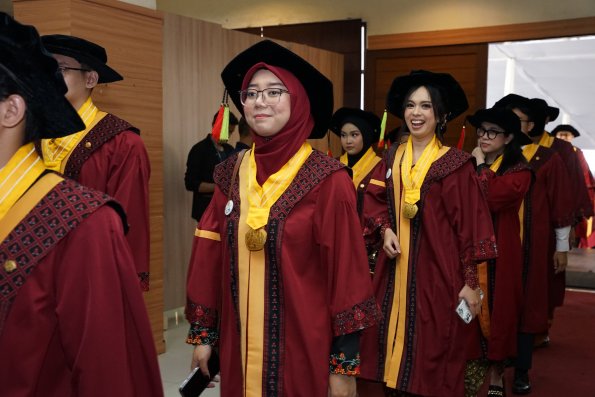 LIPUTAN WISUDA UNPAD GEL I TA 2024-2025 SESI IV (80)