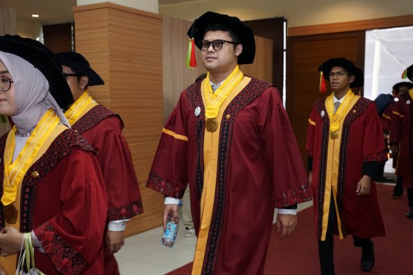 LIPUTAN WISUDA UNPAD GEL I TA 2024-2025 SESI IV (84)
