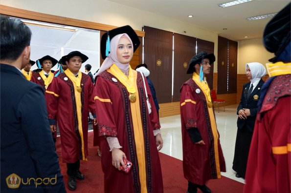 LIPUTAN WISUDA UNPAD GEL I TA 2024-2025 SESI V (101)