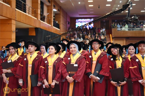 LIPUTAN WISUDA UNPAD GEL I TA 2024-2025 SESI V (28)