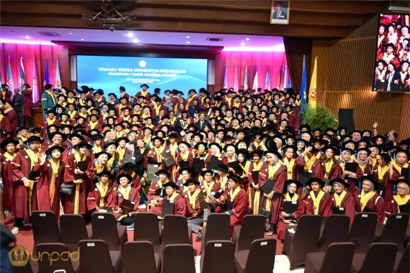 LIPUTAN WISUDA UNPAD GEL I TA 2024-2025 SESI V (31)