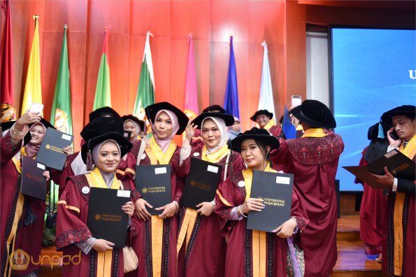 LIPUTAN WISUDA UNPAD GEL I TA 2024-2025 SESI V (36)