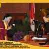 WISUDA UNPAD GEL I TA 2024-2025 FAKULTAS ILMU BUDAYA OLEH REKTOR (80)