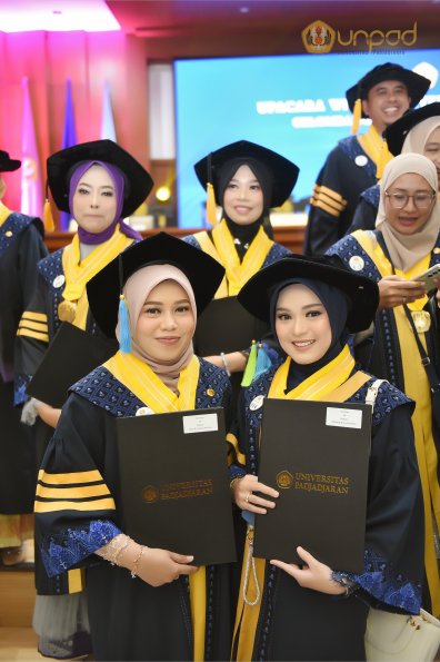 LIPUTAN WISUDA UNPAD GEL I TA 2024-2025 SESI VI (18)