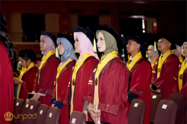 LIPUTAN WISUDA UNPAD GEL I TA 2024-2025 SESI VI (3)