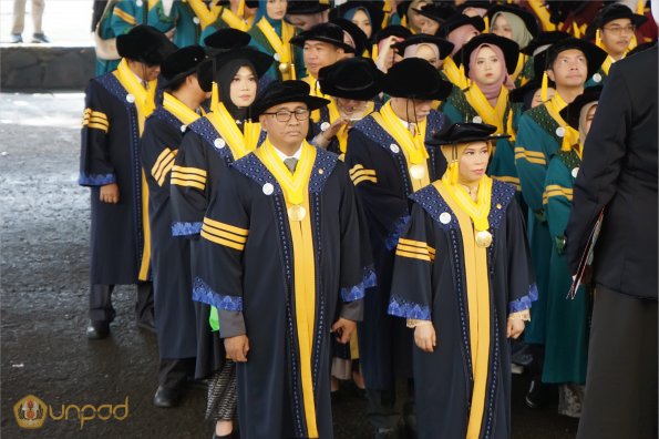 LIPUTAN WISUDA UNPAD GEL I TA 2024-2025 SESI VI (49)