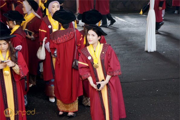 LIPUTAN WISUDA UNPAD GEL I TA 2024-2025 SESI VI (50)