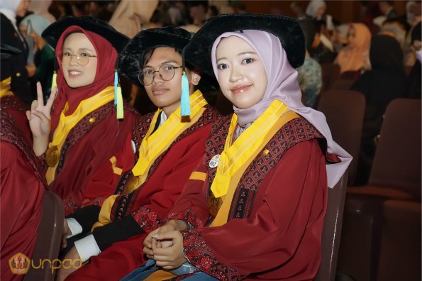 LIPUTAN WISUDA UNPAD GEL I TA 2024-2025 SESI VI (68)