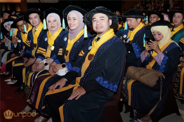LIPUTAN WISUDA UNPAD GEL I TA 2024-2025 SESI VI (73)