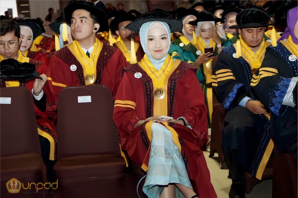 LIPUTAN WISUDA UNPAD GEL I TA 2024-2025 SESI VI (76)