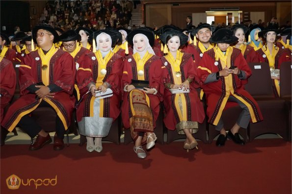 LIPUTAN WISUDA UNPAD GEL I TA 2024-2025 SESI VI (78)