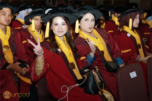 LIPUTAN WISUDA UNPAD GEL I TA 2024-2025 SESI VI (80)