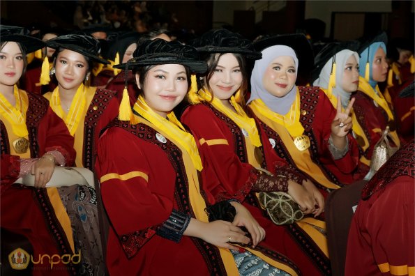 LIPUTAN WISUDA UNPAD GEL I TA 2024-2025 SESI VI (81)