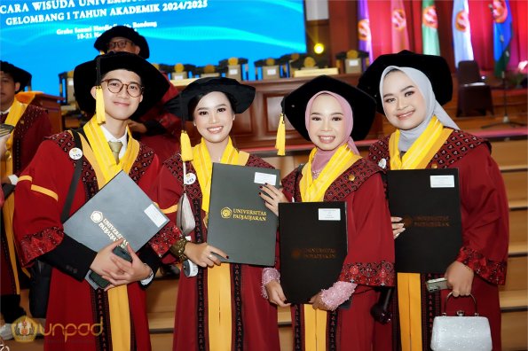 LIPUTAN WISUDA UNPAD GEL I TA 2024-2025 SESI VI (95)