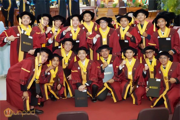 LIPUTAN WISUDA UNPAD GEL I TA 2024-2025 SESI VI (99)