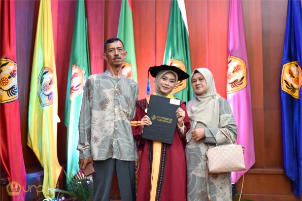 LIPUTAN WISUDA UNPAD GEL I TA 2024-2025 SESI VII (20)