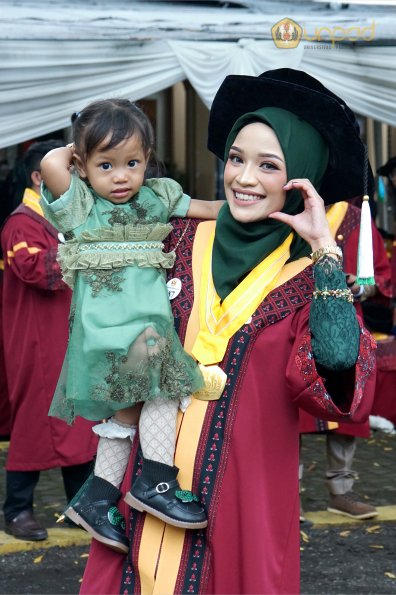 LIPUTAN WISUDA UNPAD GEL I TA 2024-2025 SESI VII (46)