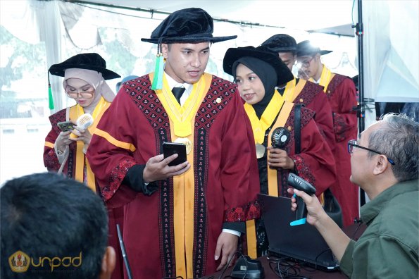 LIPUTAN WISUDA UNPAD GEL I TA 2024-2025 SESI VII (50)